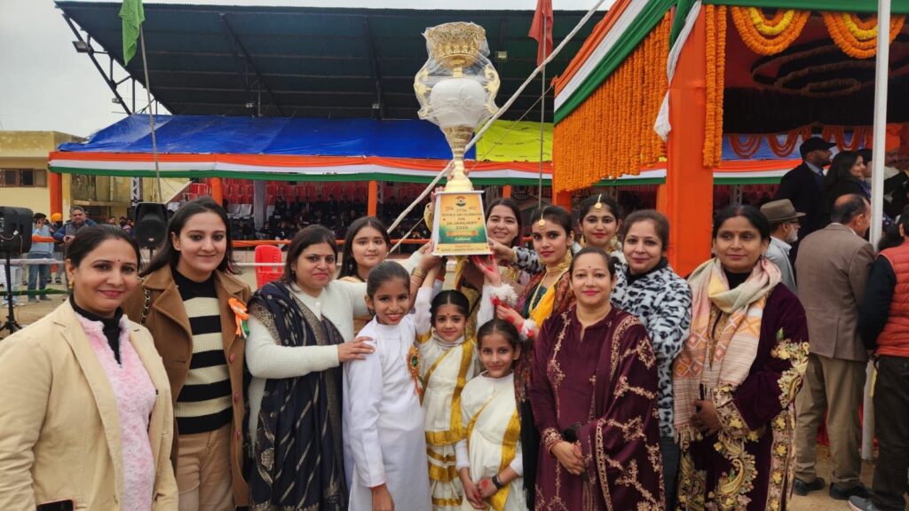1.-26-JAN-1024x576 Springdales Shining with Pride on 77th Republic Day